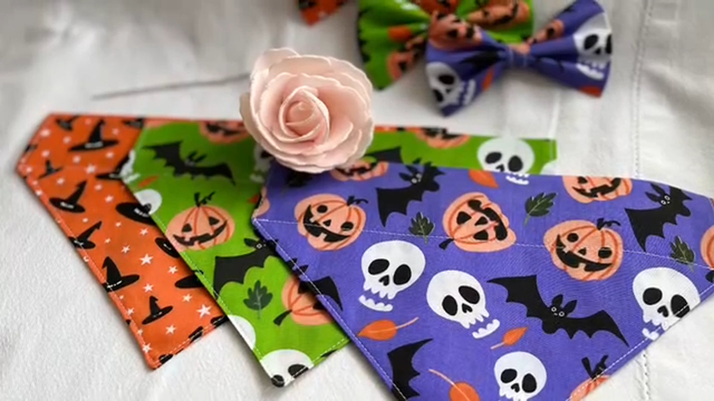 Halloween Dog Collar Accessories Bows & Bandanas Handmade in UK. Multi Sizes