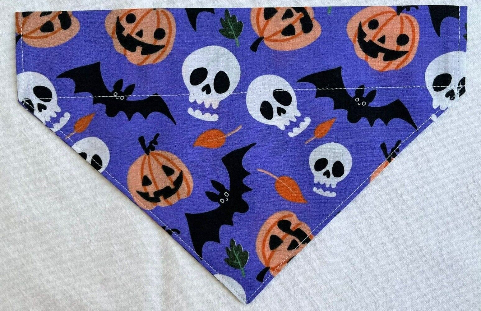 Halloween Dog Collar Accessories Bows & Bandanas Handmade in UK. Multi Sizes